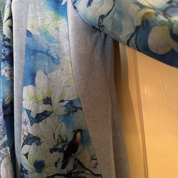 Soft Surroundings Flowers and Birds Draped Cardigan Topper with Hi-Lo hem - Picture 6 of 13